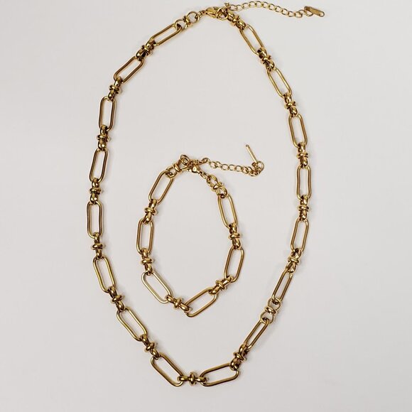 High Quality Paperclip Set Stainless Steel Necklace and Bracelet in Golden Color - Picture 2 of 6